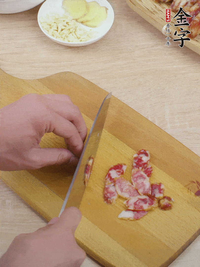 亿万28
土香肠切片。